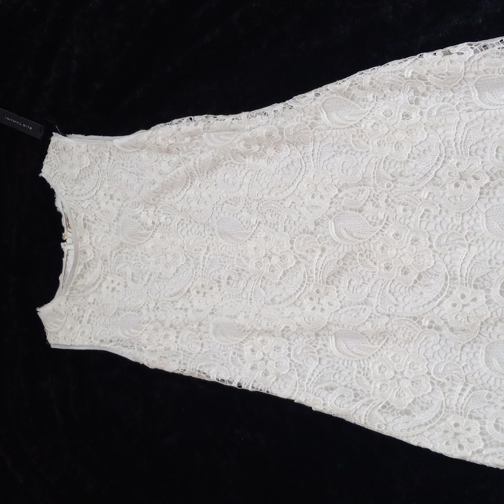 Nwt Elie Tahari minimalist lace dress